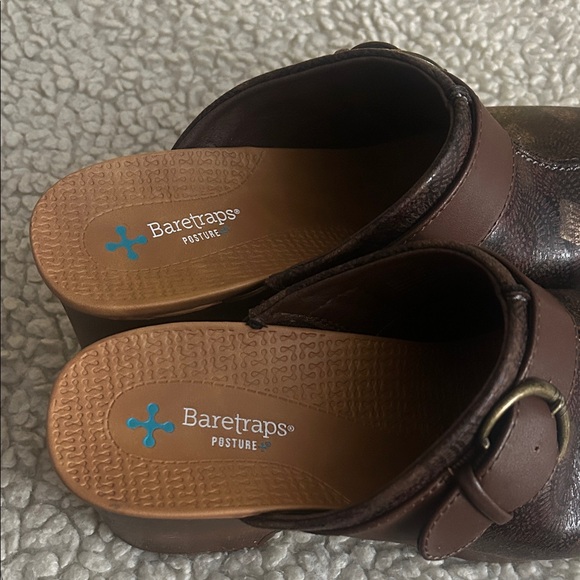 BareTraps Dark Brown Textured Mules with Strap - Picture 2 of 4